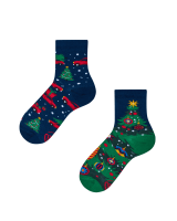 Motiv Kindersocken mit Weihnachtsbaum aus...